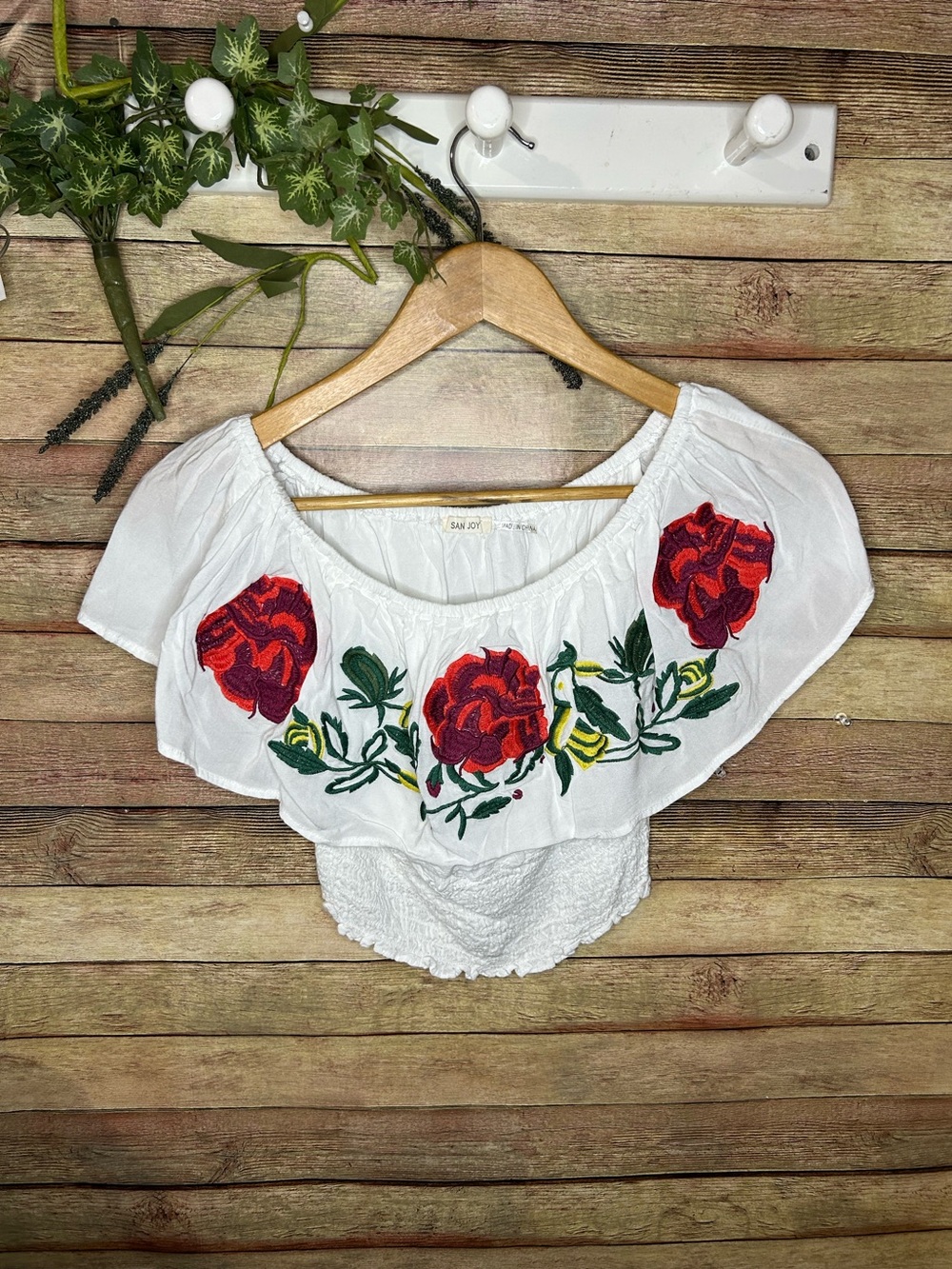 Floral Embroidered Mexican Cropped Blouse Women’s Size Medium